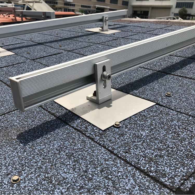 L Noga utripa uporaba sončne montaže za strešne strehe.jpg L Foot Flashing Application of Solar Mounting for Tile Roofs.jpg